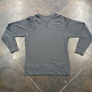 Pistol Lake sweatshirt womens medium crew neck pullover long sleeve shirt.